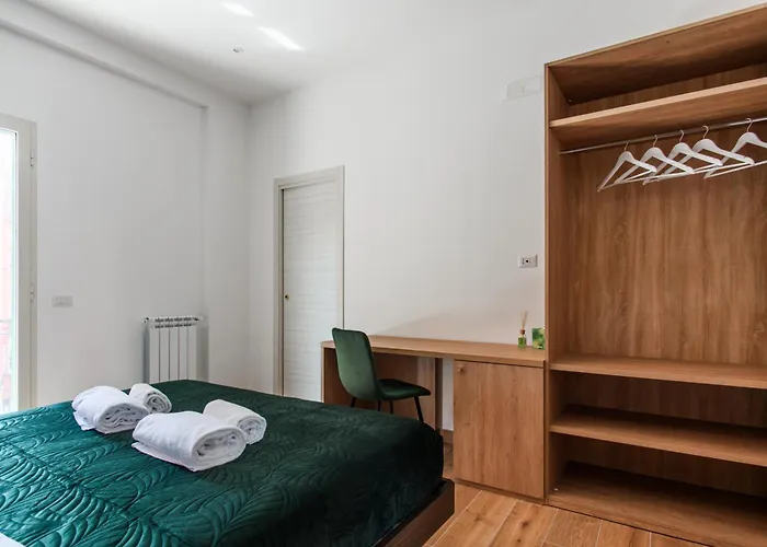 Cerlone 6 By Dimorra Hotel apartamentowy 3*