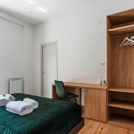 Cerlone 6 By Dimorra Hotel apartamentowy 3*